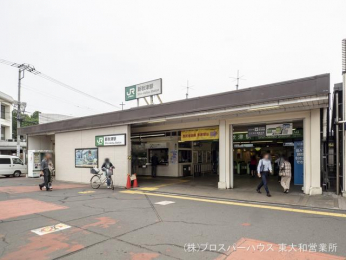 　武蔵野線「新秋津」駅　距離1440m